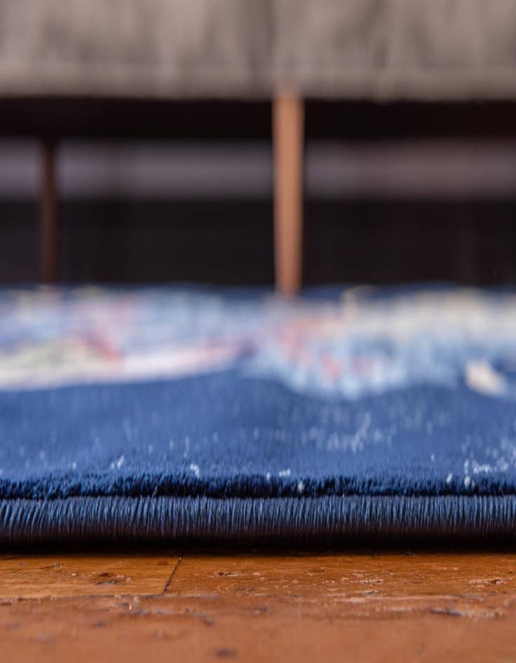 Detail image of 4' x 6' Pao Tou Rug