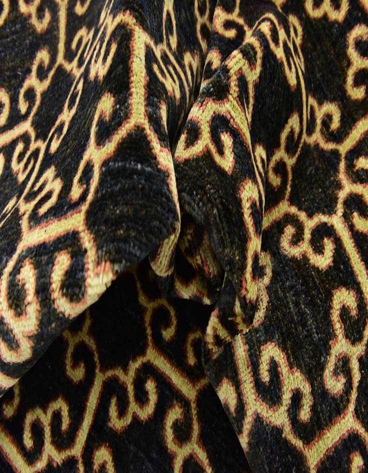 Detail image of 6' 6 x 9' 3  Hand Knotted Peshawar Ziegler Rug