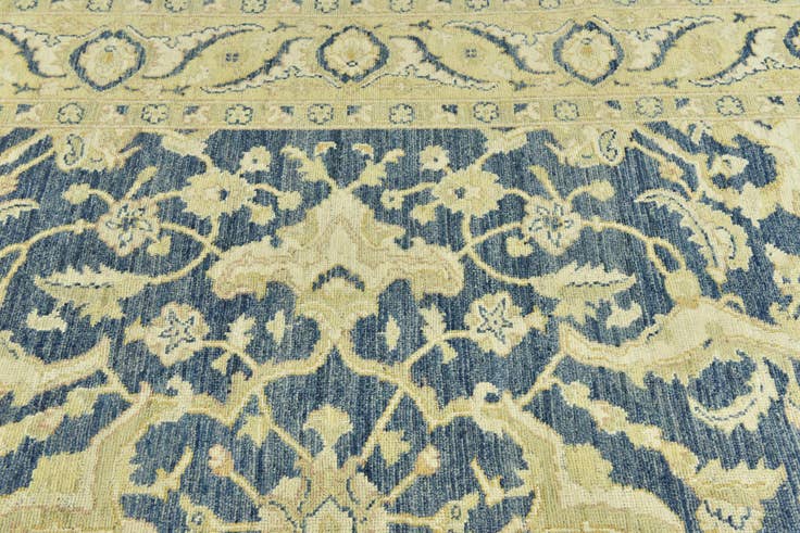 Detail image of 9' 5 x 12' 1 Hand Knotted Peshawar Ziegler Wool Rug