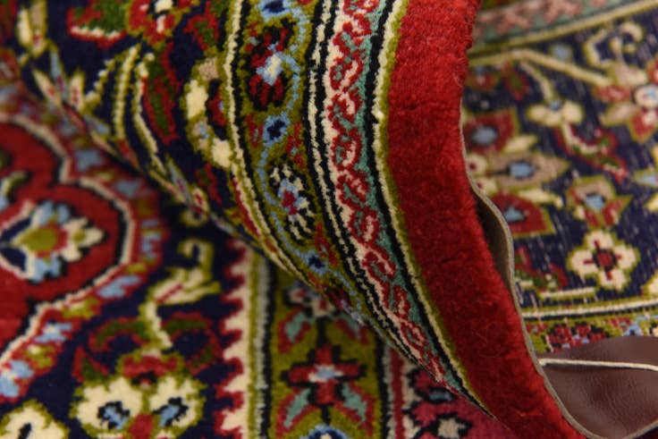 Detail image of 4' 7 x 6' 10 Hand Knotted Qom Persian Rug