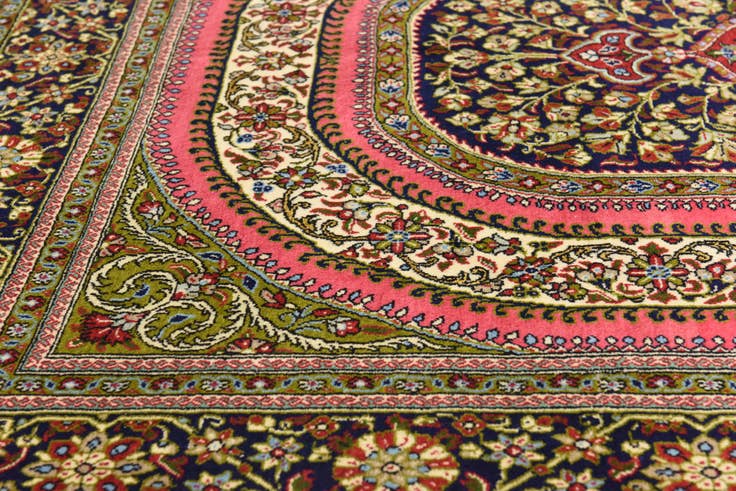 Detail image of 4' 7 x 6' 10 Hand Knotted Qom Persian Rug