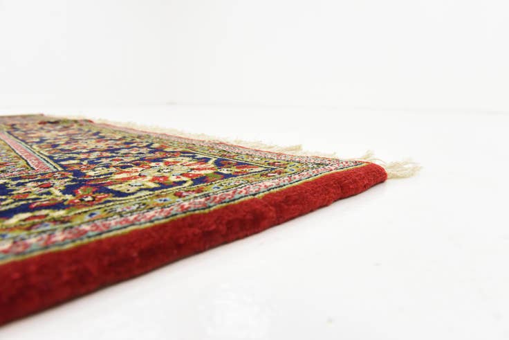 Detail image of 4' 7 x 6' 10 Hand Knotted Qom Persian Rug