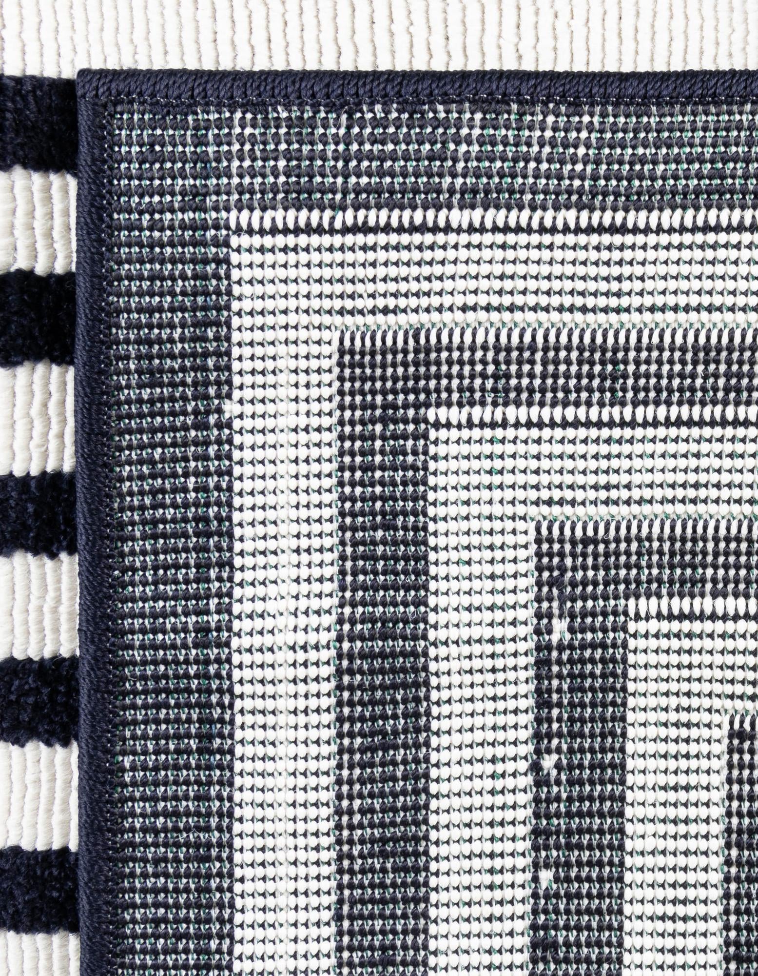 5' x 8' Easy-Clean Sabrina Soto Prescott Indoor / Outdoor Rug