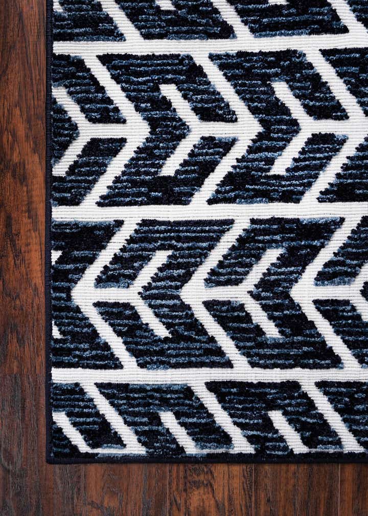 3' x 5' Easy-Clean Sabrina Soto Aston Indoor / Outdoor Rug