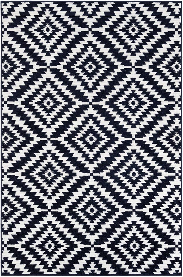 Detail image of 6' x 9' Easy-Clean Sabrina Soto Indoor / Outdoor Rug