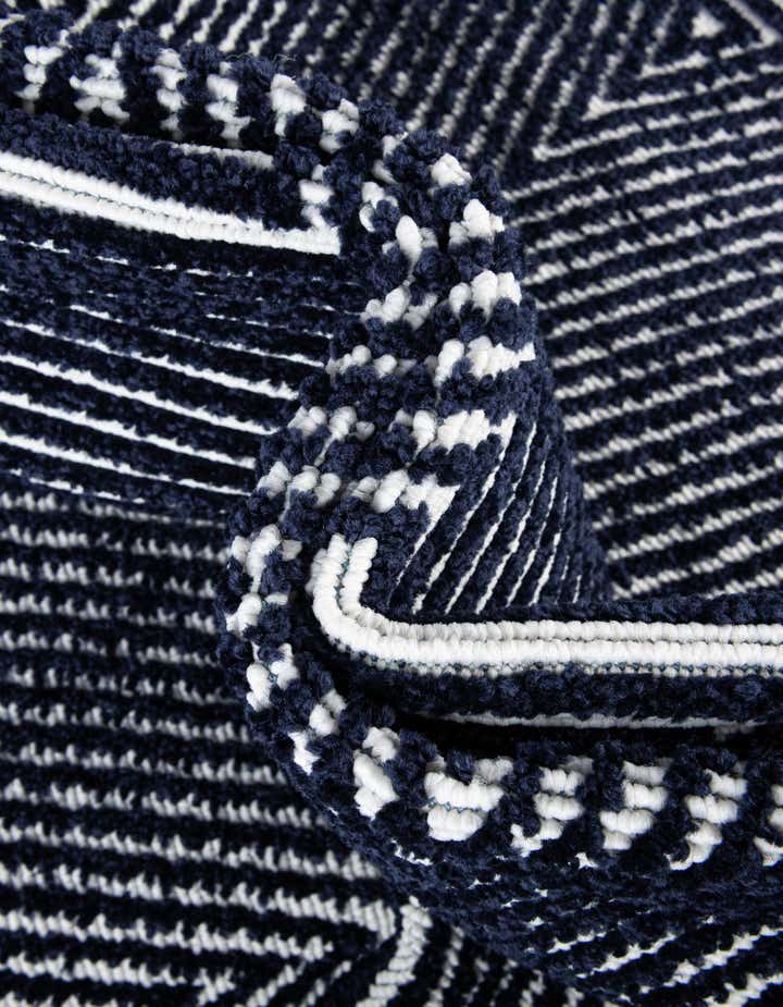 4' x 6' Easy-Clean Sabrina Soto Indoor / Outdoor Rug