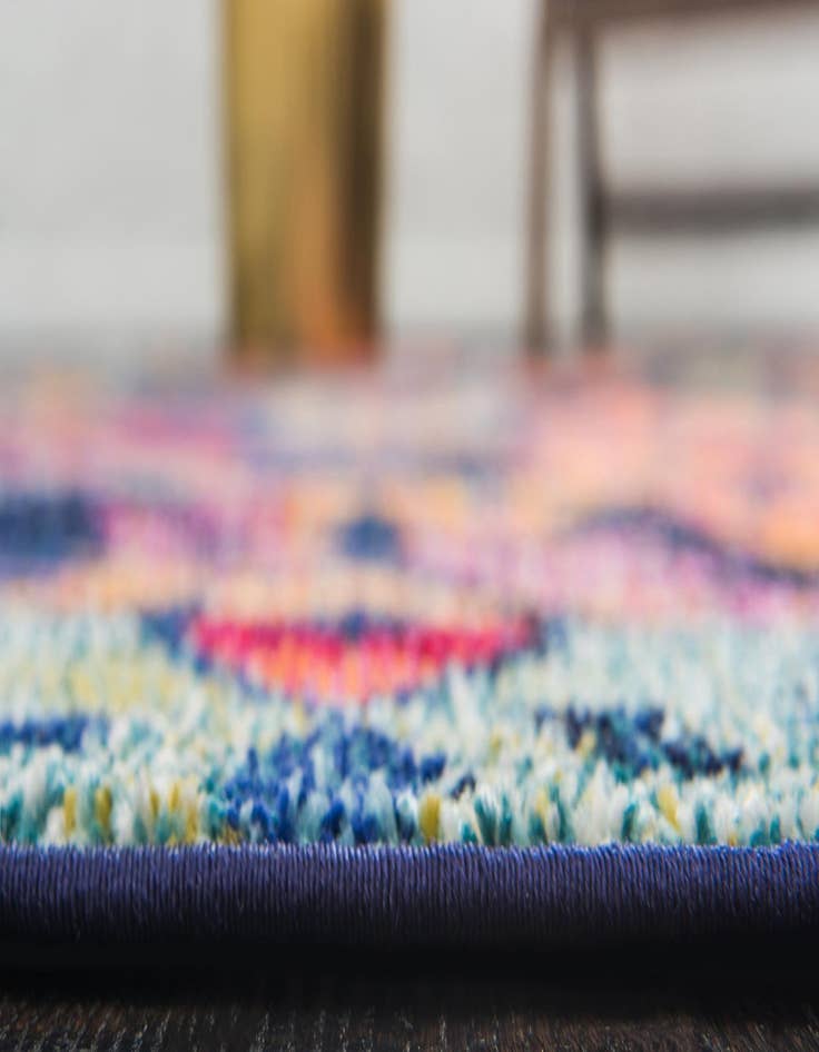 Detail image of 10' 6 x 16' 5  Washable Santa Fe Rug