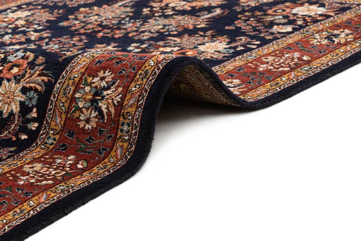 Detail image of 4' x 6' Hand Knotted Sarough Oriental Wool Rug