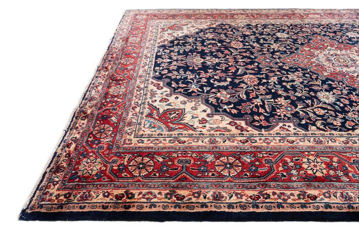 Detail image of 7' 4 x 10' 7 Hand Knotted Sarough Persian Wool Rug