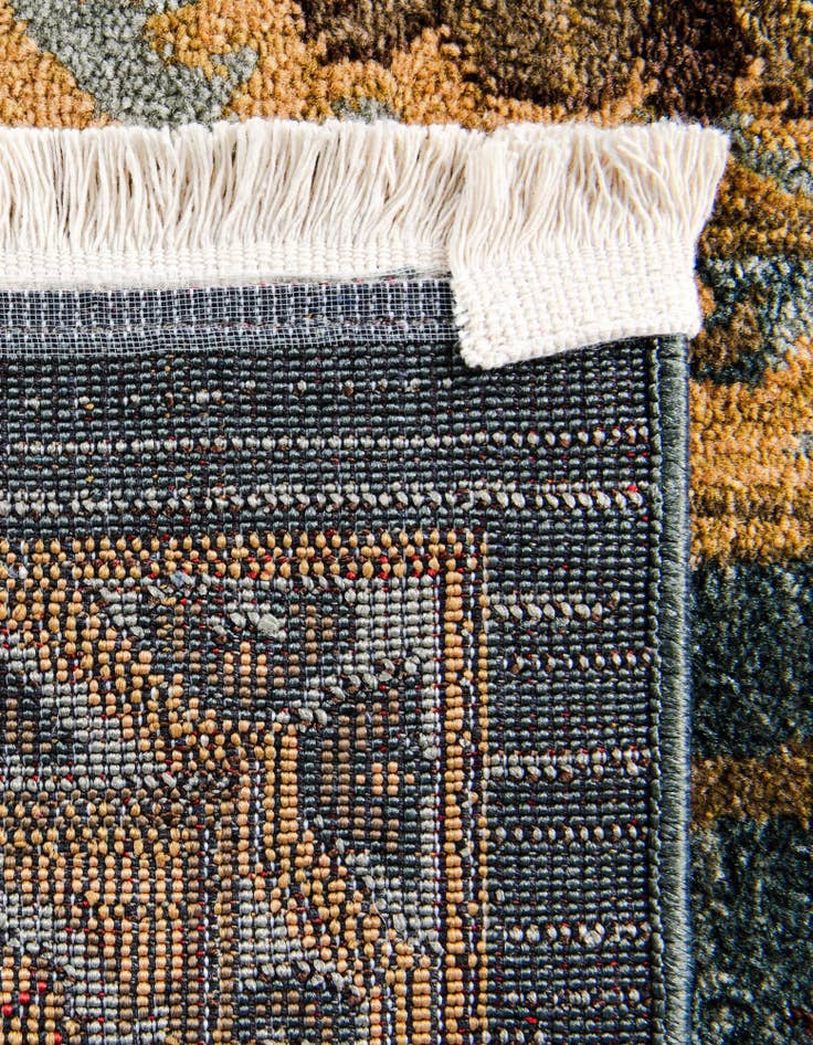 Detail image of 8' x 11' Serapi Rug