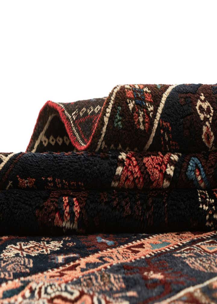 4' x 6' 3 Hand Knotted Shiraz Persian Wool Rug