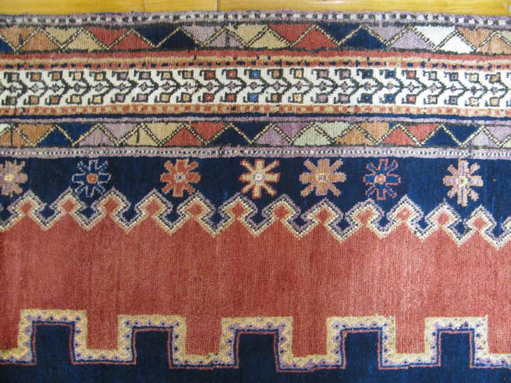 5' 5 x 7' 6 Hand Knotted Sirjan Persian Wool Rug