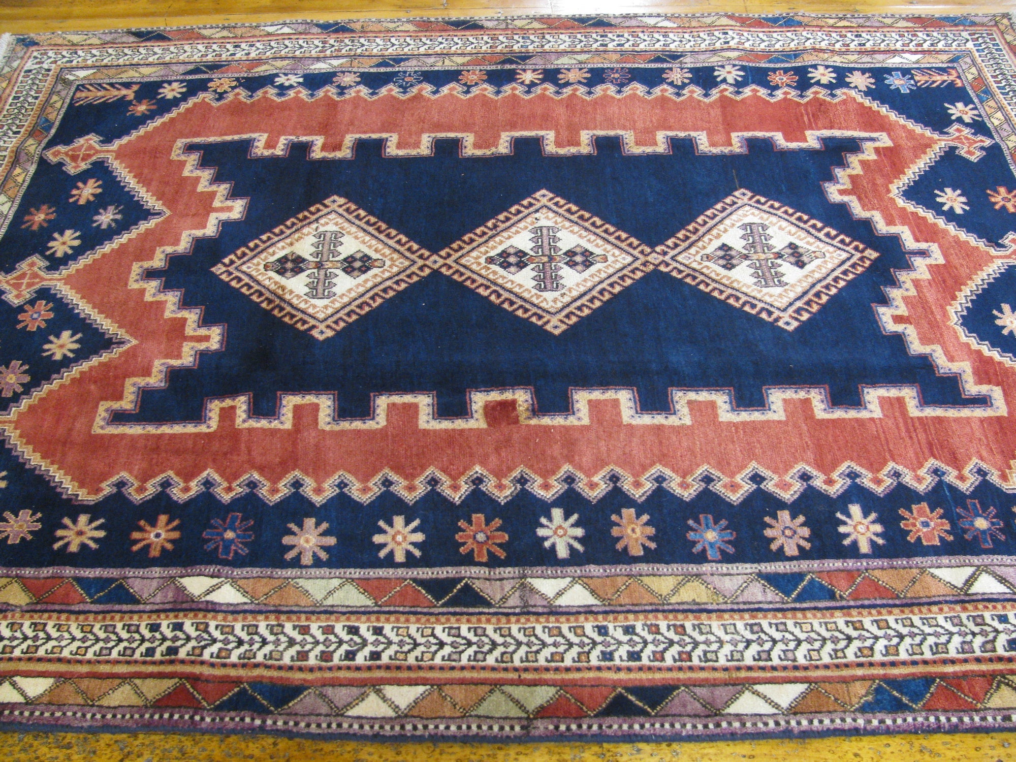 5' 5 x 7' 6 Hand Knotted Sirjan Persian Wool Rug