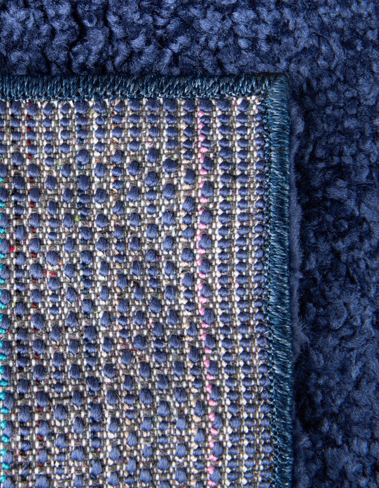 2' 2 x 3' Solid Frieze Rug