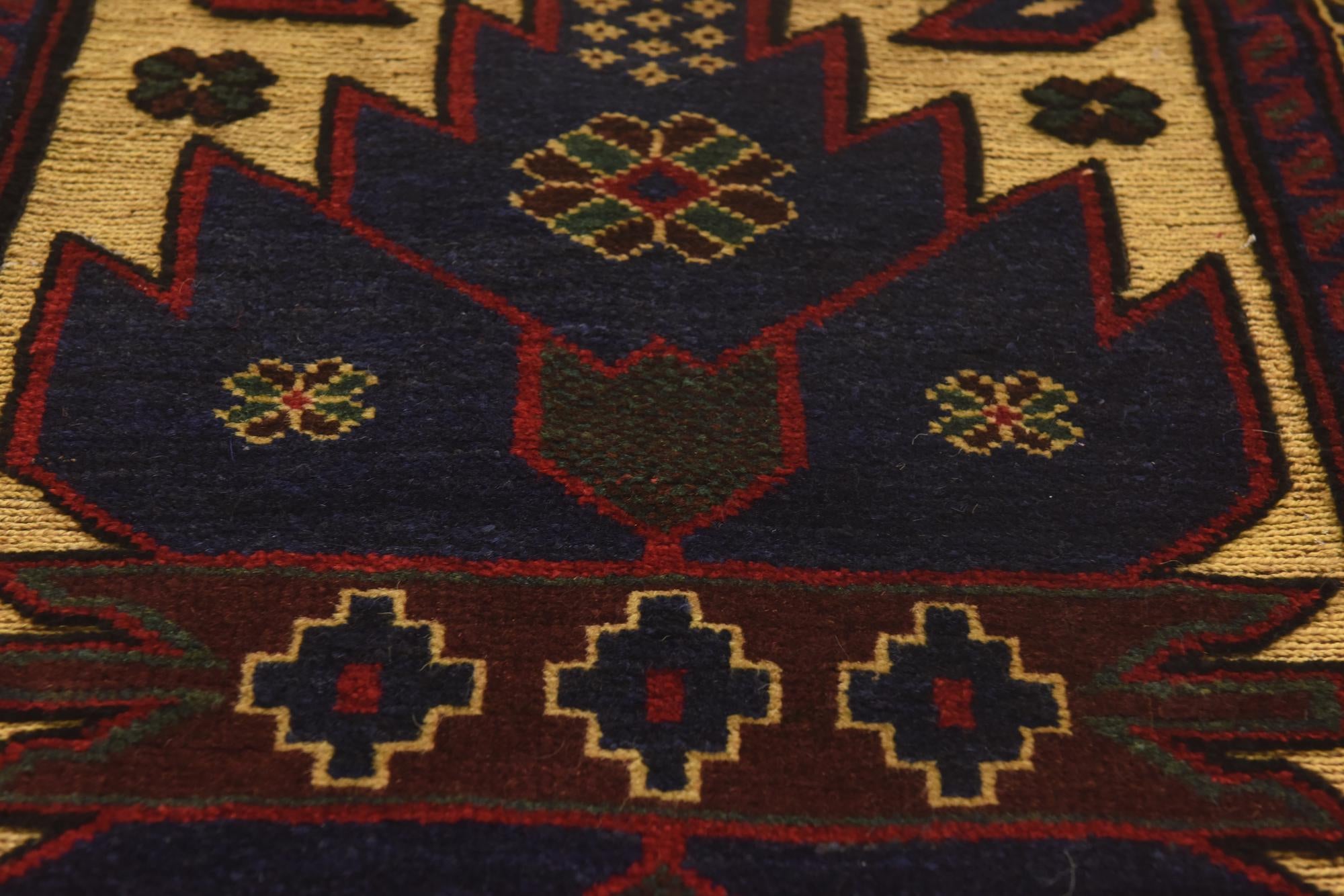 2' 10 x 4' 6 Hand Knotted Sumak Wool Rug