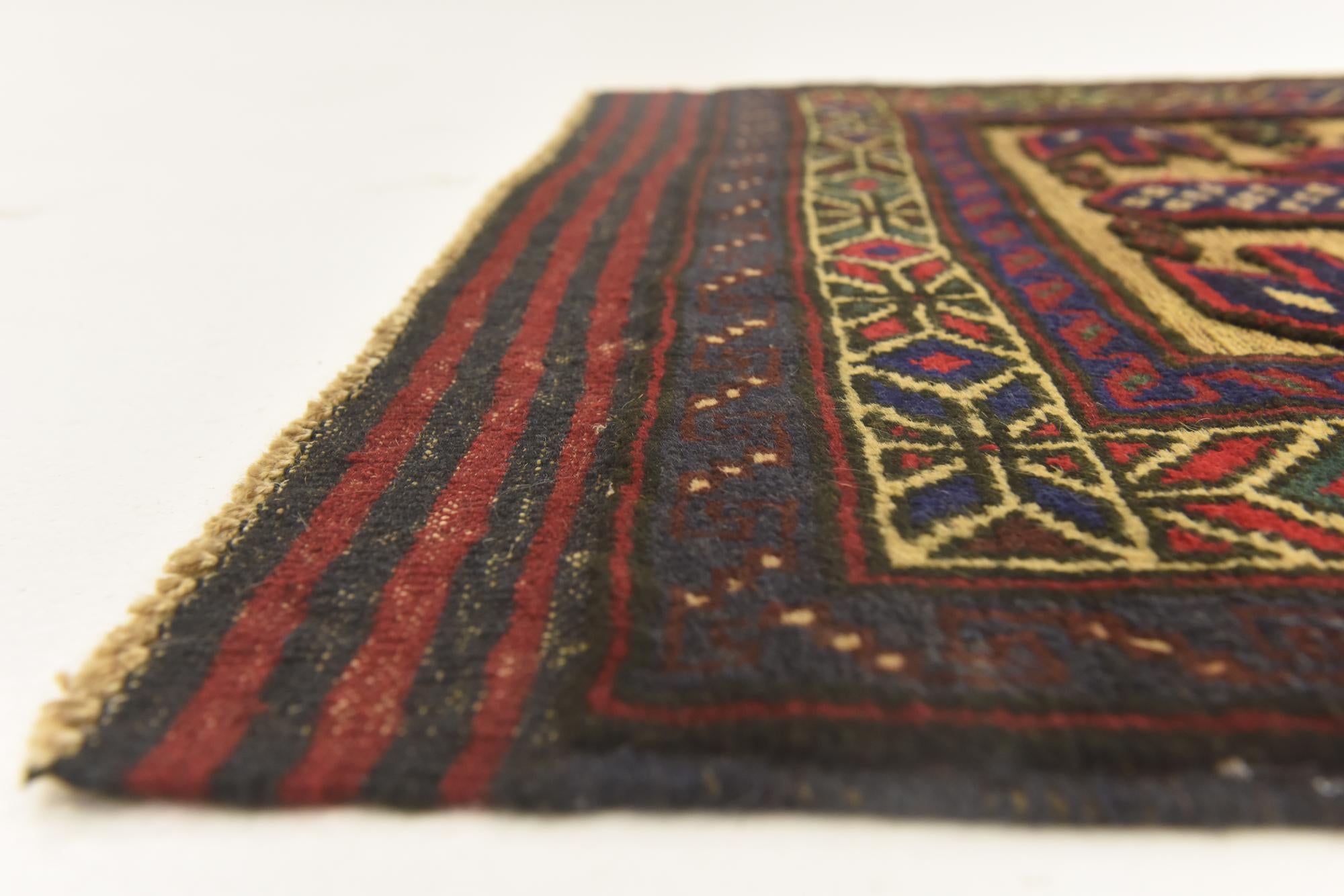 2' 10 x 4' 6 Hand Knotted Sumak Wool Rug