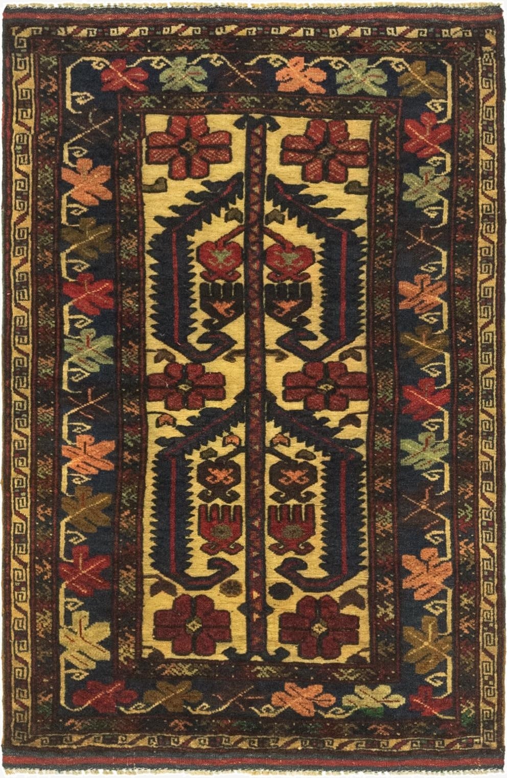 2' 9 x 4' 5  Hand Knotted Sumak Wool Rug