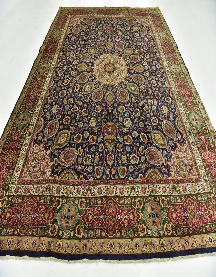 Detail image of 10' x 13' Hand Knotted Tabriz Persian Wool Rug