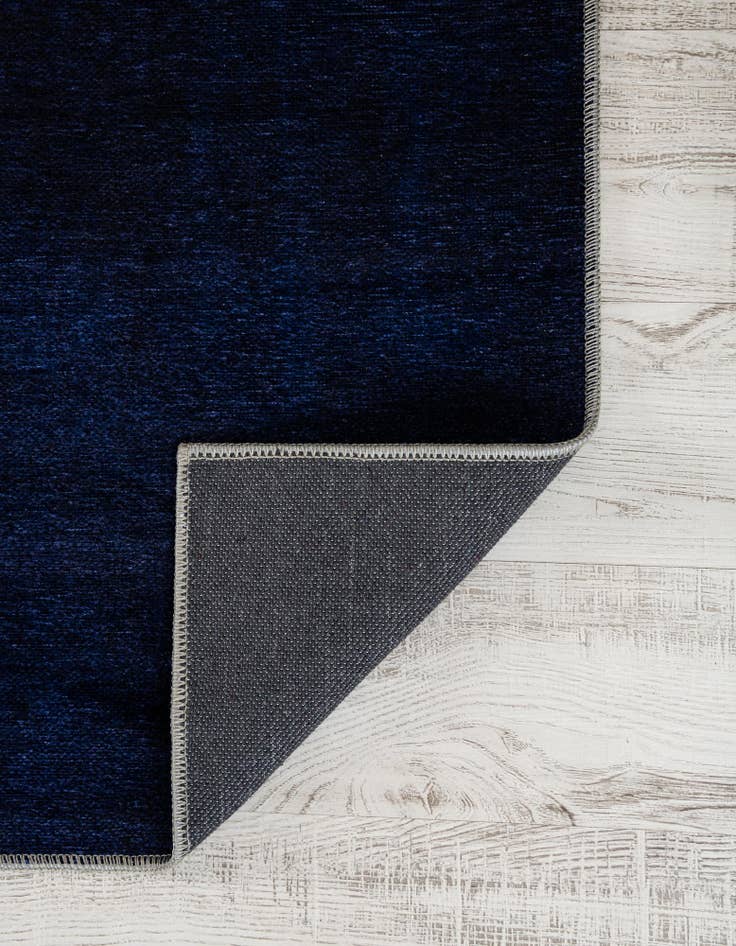 Detail image of 2' x 3' Alaska The Flag Collection Rug