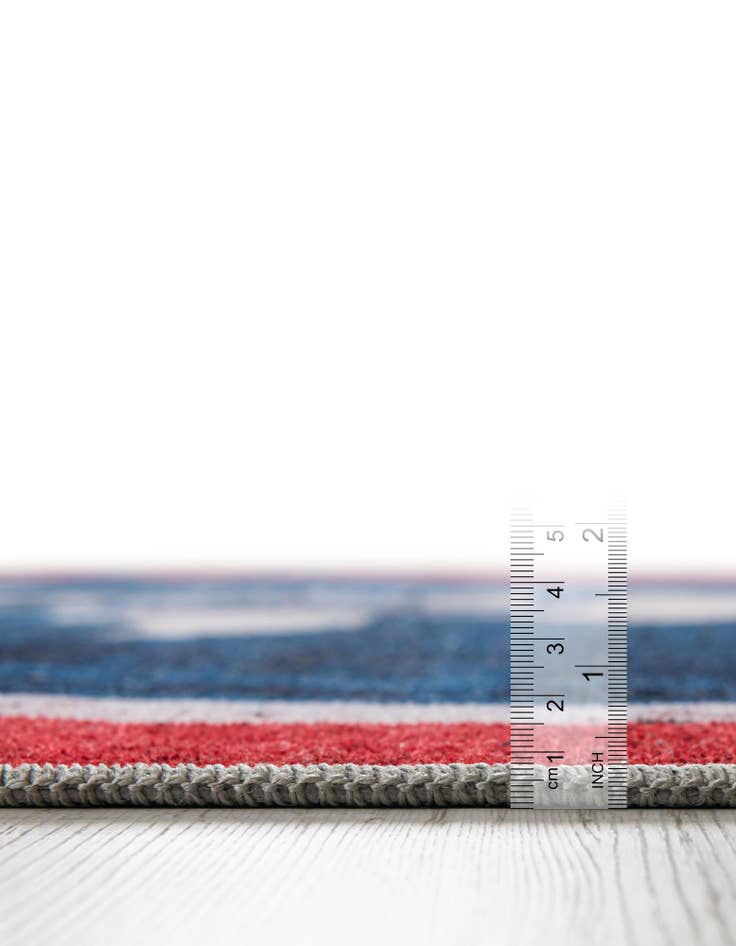 Detail image of 8' x 10' Wyoming The Flag Collection Rug