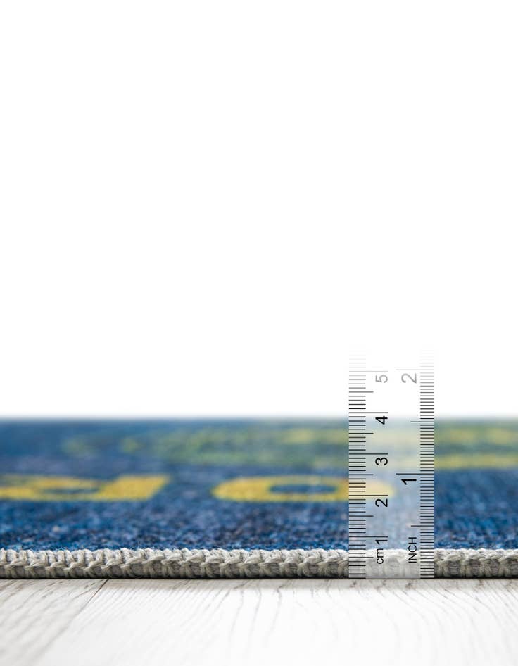 Detail image of 2' x 3' Oregon The Flag Collection Rug