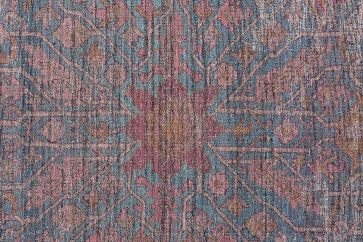 Detail image of 5' 2 x 7' 6 Washable Timeless Rug