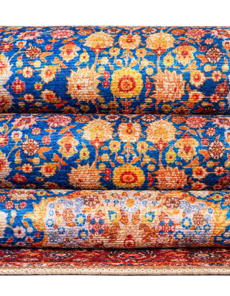 Detail image of 5' x 8' Washable Timeless Rug