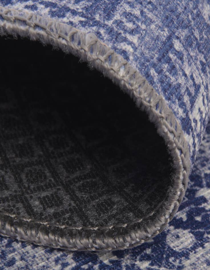Detail image of 7' 6 x 10' 6 Washable Timeless Rug