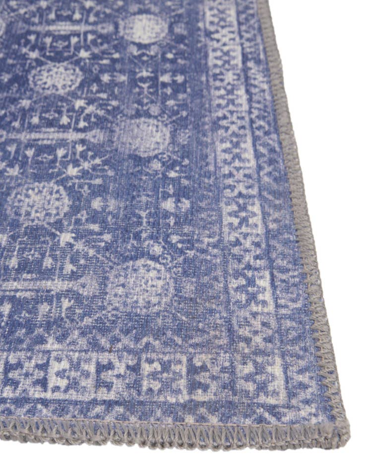 Detail image of 7' 6 x 10' 6 Washable Timeless Rug