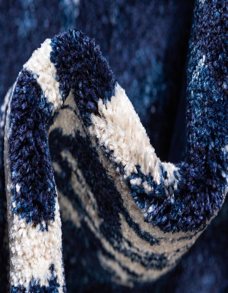 Detail image of 5' x 8' Trellis Rug