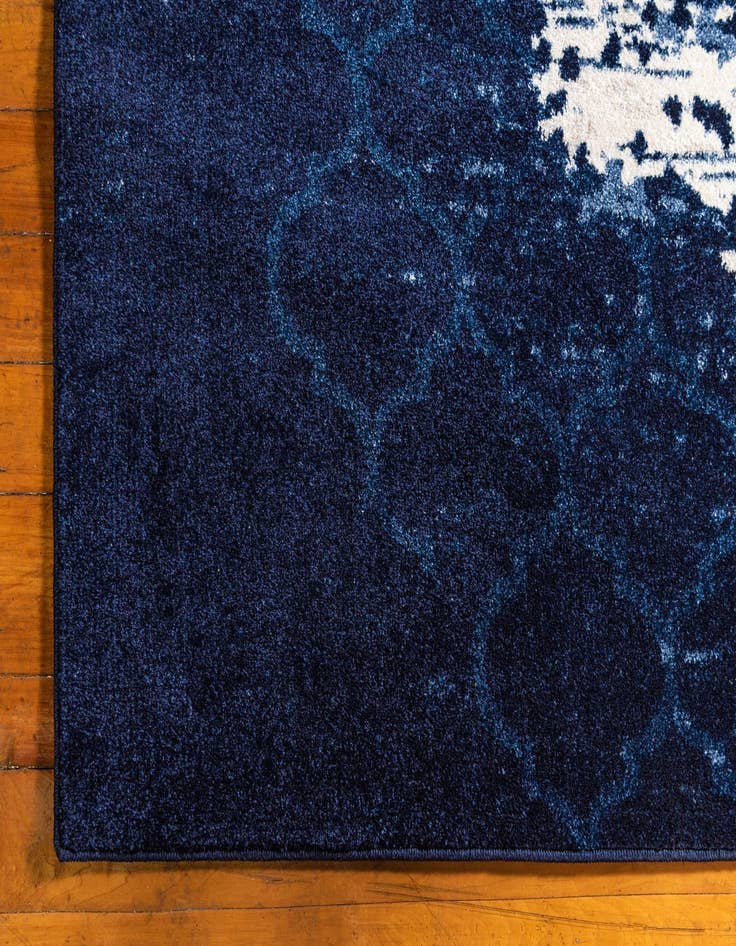 Detail image of 5' x 8' Trellis Rug