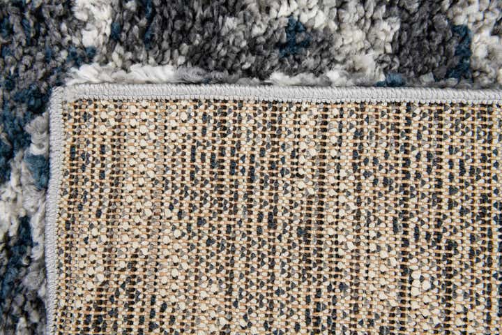 5' 3 x 7' 7 Trellis Shag Rug