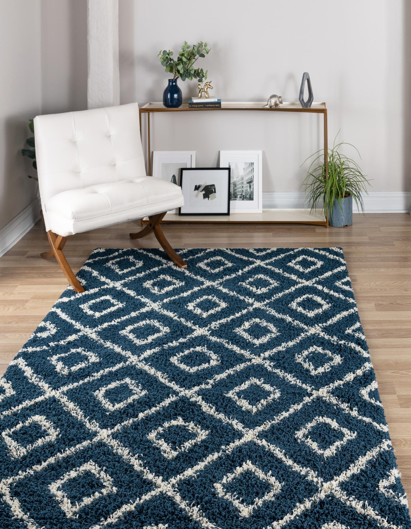 2' x 3' Trellis Shag Rug