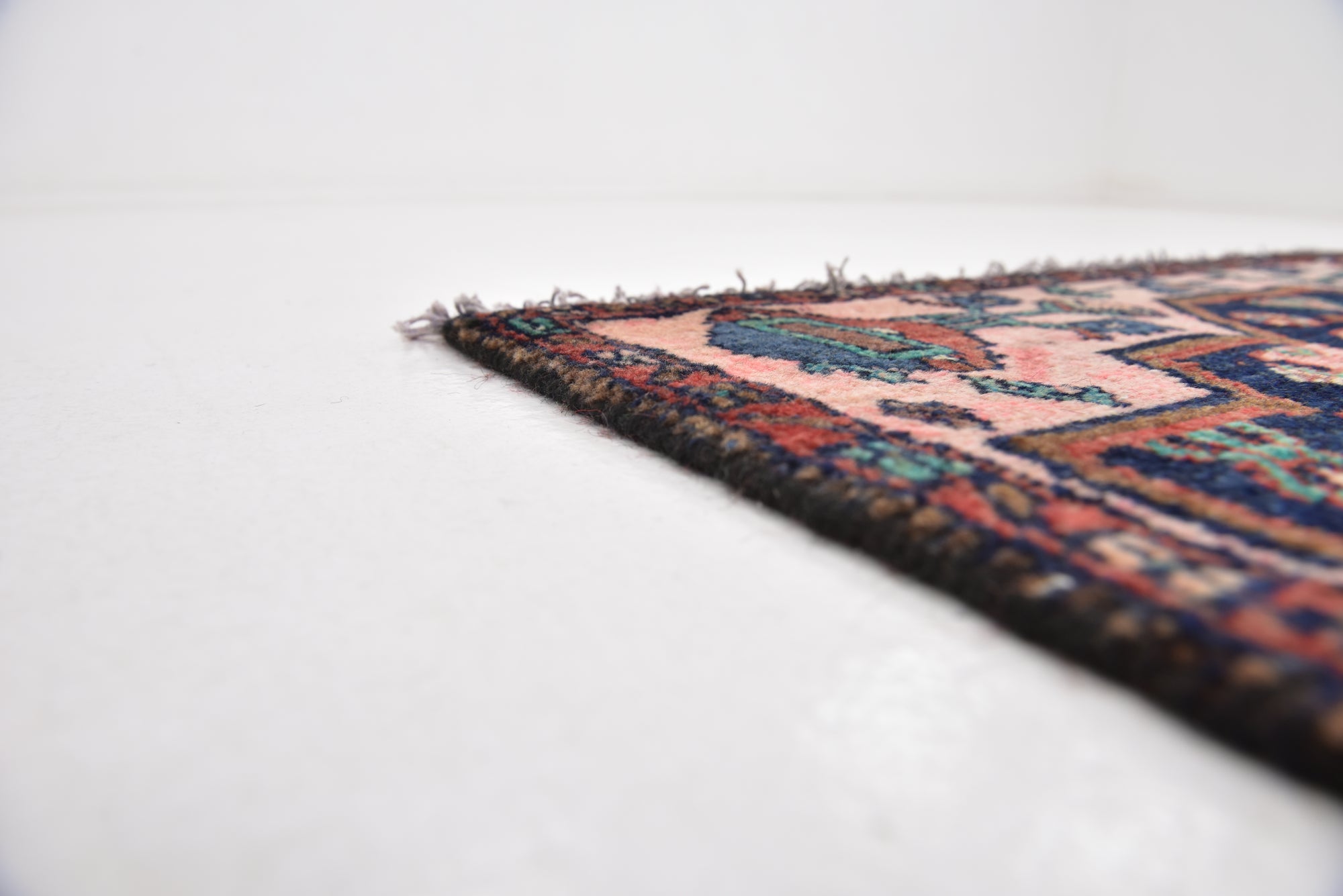2' 10 x 5' 10 Hand Knotted Tuiserkan Persian Wool Rug