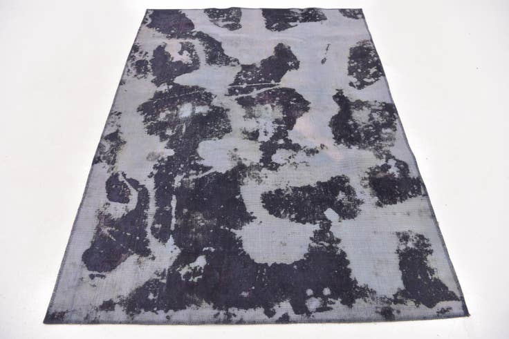 Detail image of 4' 9 x 6' 6 Hand Knotted Ultra Vintage Persian Wool Rug