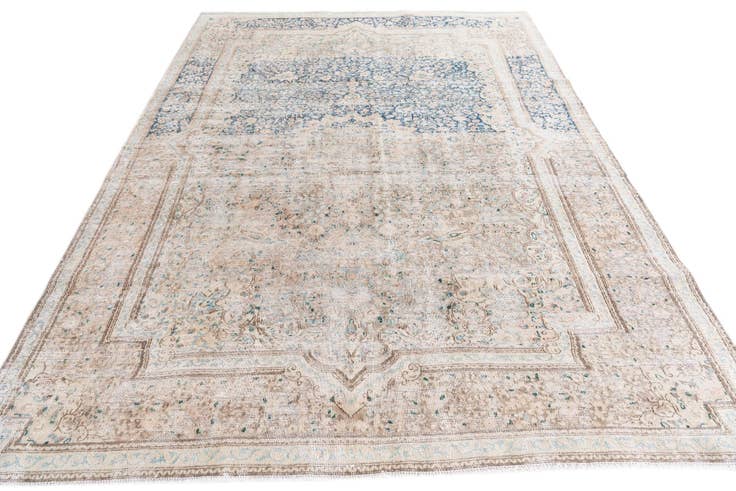 Detail image of 6' 4 x 9' Hand Knotted Ultra Vintage Persian Wool Rug