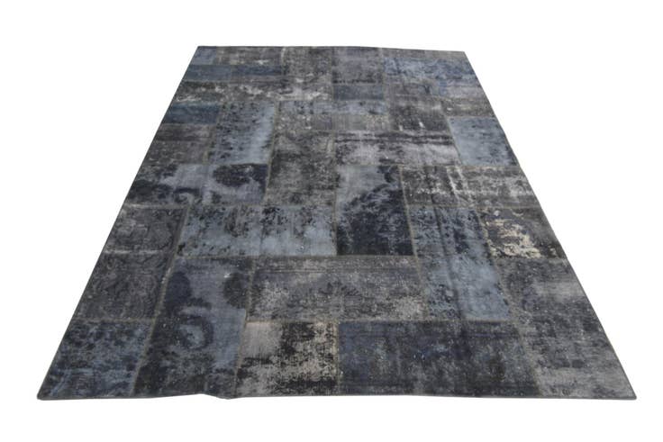 Detail image of 6' 9 x 9' 9 Hand Knotted Ultra Vintage Persian Wool Rug