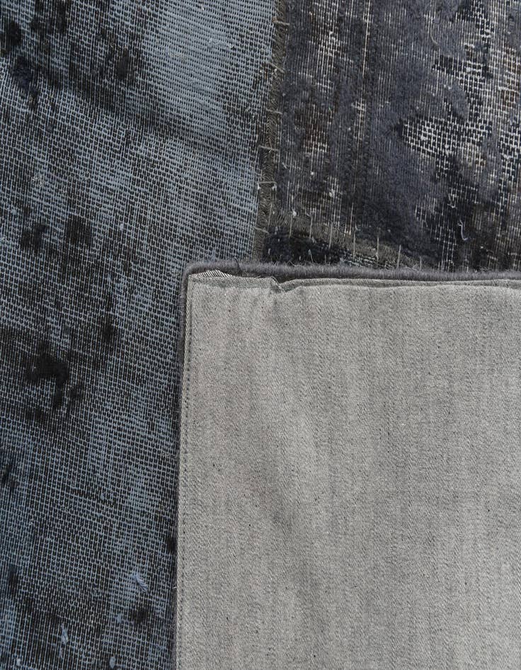 Detail image of 6' 9 x 9' 9  Hand Knotted Ultra Vintage Persian Wool Rug