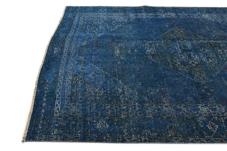 Detail image of 190cm x 260cm Hand Knotted Ultra Vintage Persian Wool Rug