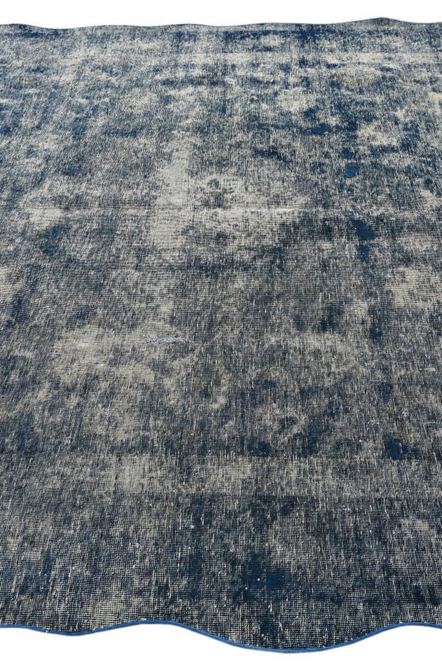 Detail image of 7' 10 x 10' 11 Hand Knotted Ultra Vintage Persian Wool Rug