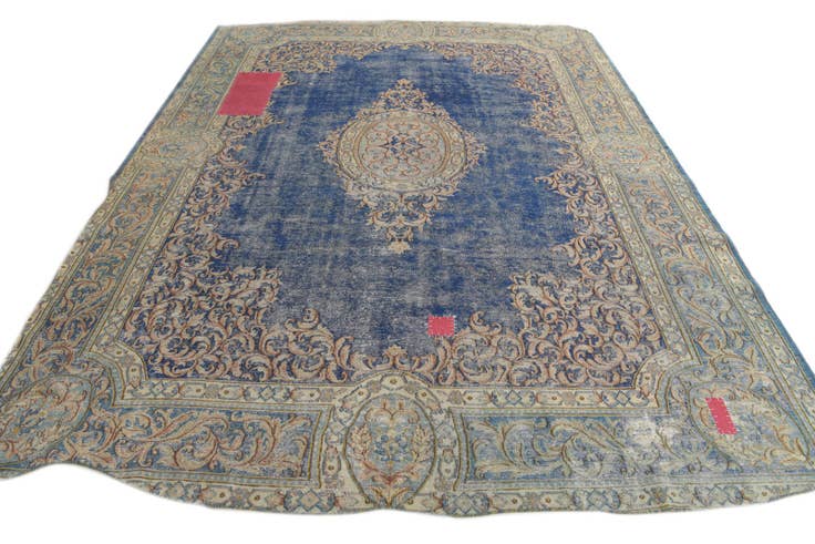 Detail image of 8' 9 x 12' Hand Knotted Ultra Vintage Persian Wool Rug