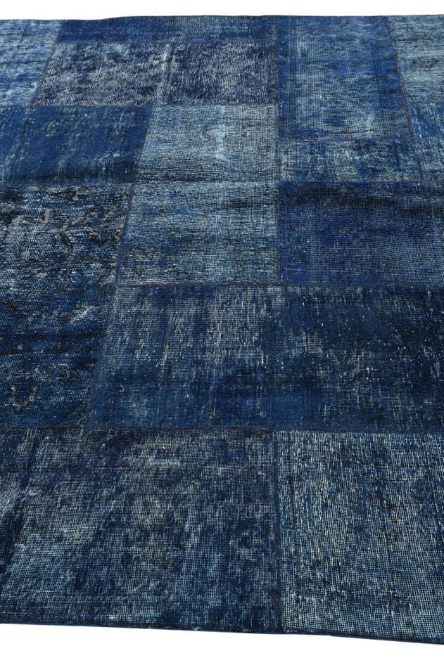 Detail image of 7' 3 x 16' 10 Hand Knotted Ultra Vintage Persian Wool Rug