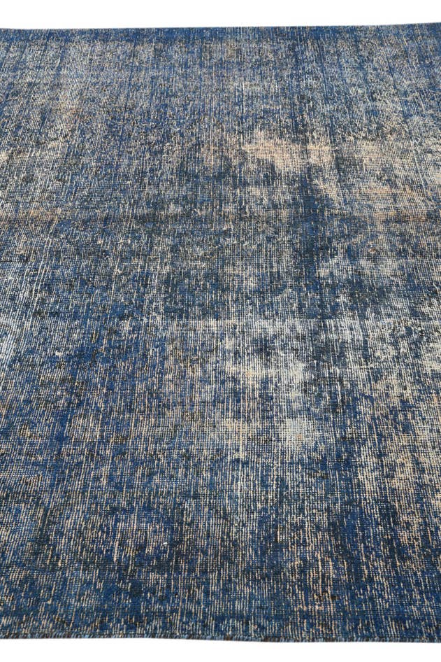 Detail image of 6' 8 x 9' 10 Hand Knotted Ultra Vintage Persian Wool Rug