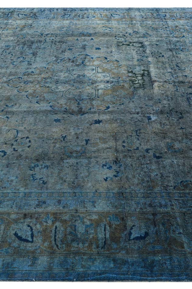 Detail image of 9' 7 x 12' 8 Hand Knotted Ultra Vintage Persian Wool Rug