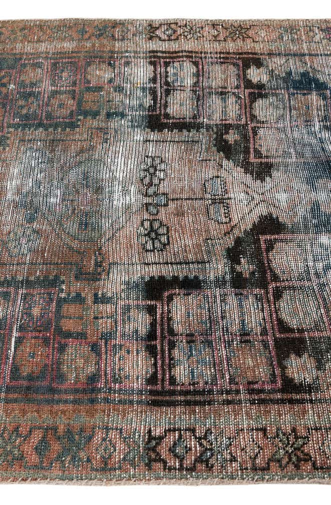 4' 4 x 8' Hand Knotted Ultra Vintage Persian Wool Rug