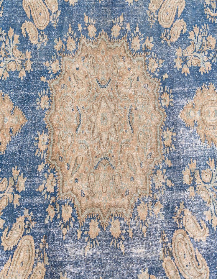 Detail image of 8' 1 x 11'  Hand Knotted Ultra Vintage Persian Wool Rug