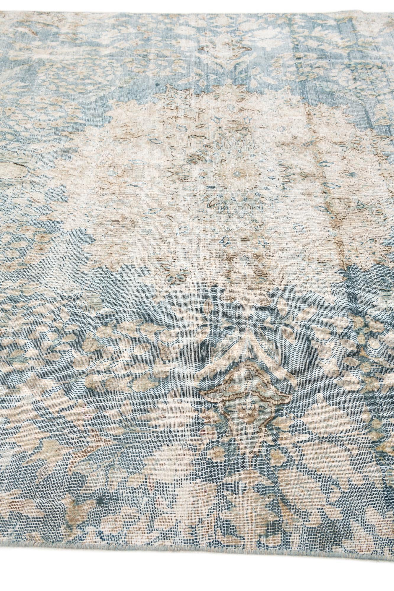 5' 9 x 9' Hand Knotted Ultra Vintage Persian Wool Rug