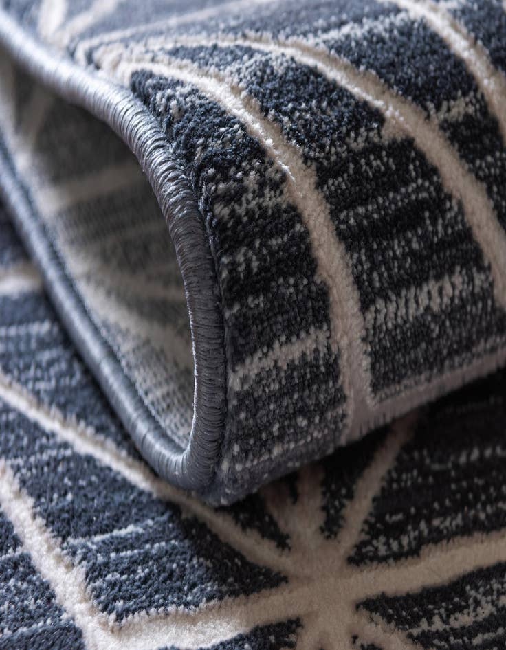 Detail image of 4' x 6' Uptown Fifth Avenue Rug