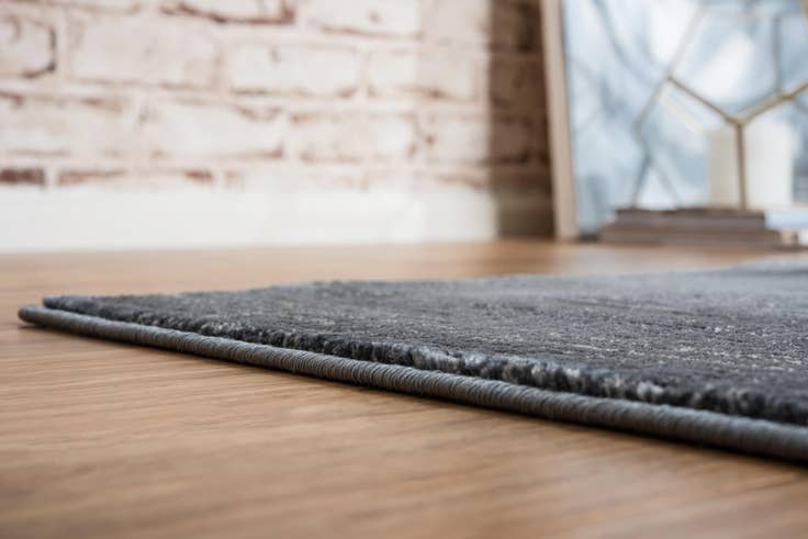 Detail image of Jill Zarin 2' x 3' Uptown Park Avenue Rug