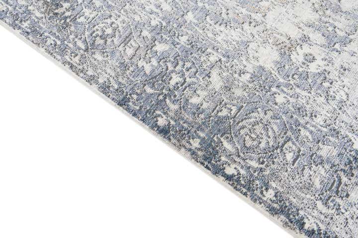 5' 3 x 7' 6 Villa Rug